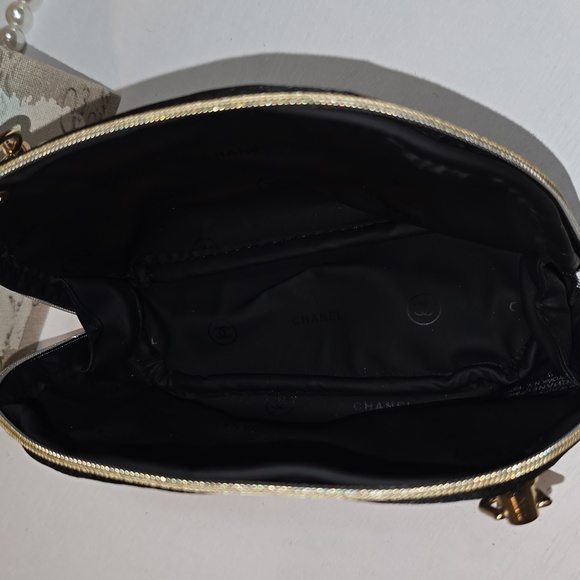 Chanel Pouch with Pearl Strap Plus... B27 - Picture 7 of 8
